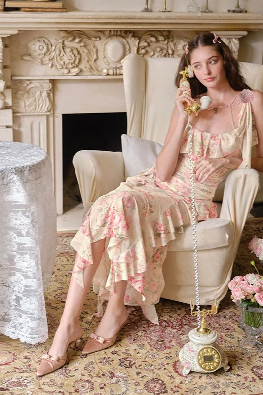 Vestido de Vacaciones Cami Floral con Volantes y Cintura Alta