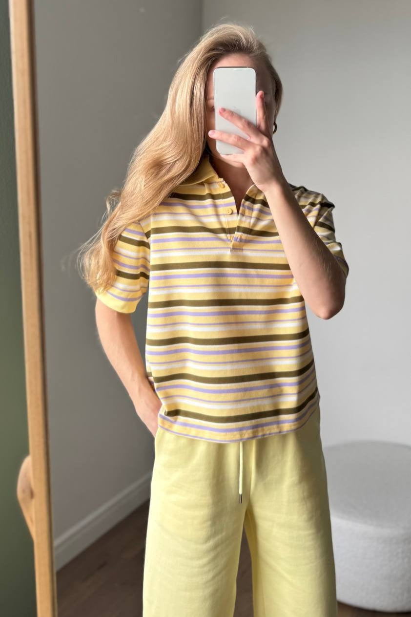 Camiseta Polo Vintage de Rayas en Contraste